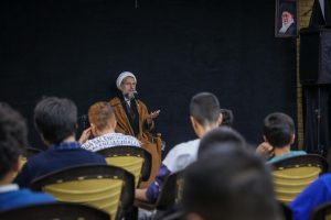 محبت اهل‌بیت(ع) اساس دین و عامل رشد جامعه است